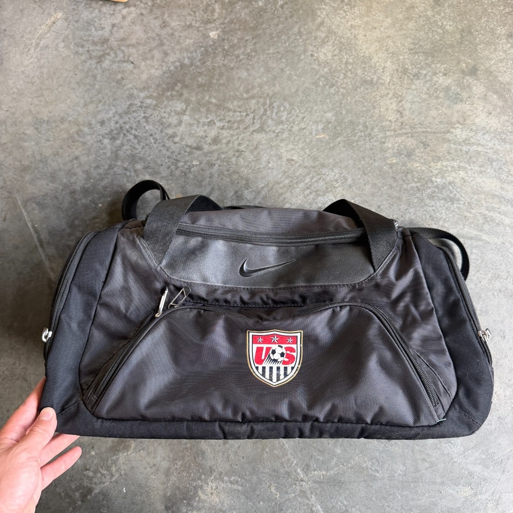 Vintage 2000s US Soccer National Team Crest Duffle Bag 20x14 Gym Workout Travel